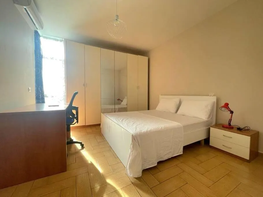 Fab'S Central 2 Bedroom Flat Tirana 0*,  Albania