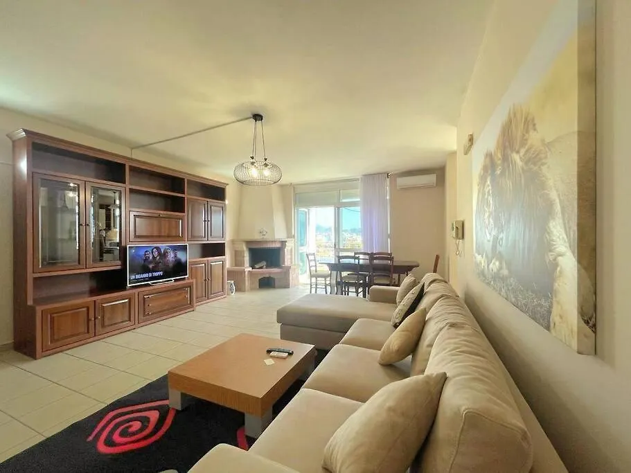 Fab'S Central 2 Bedroom Flat Tirana Apartment